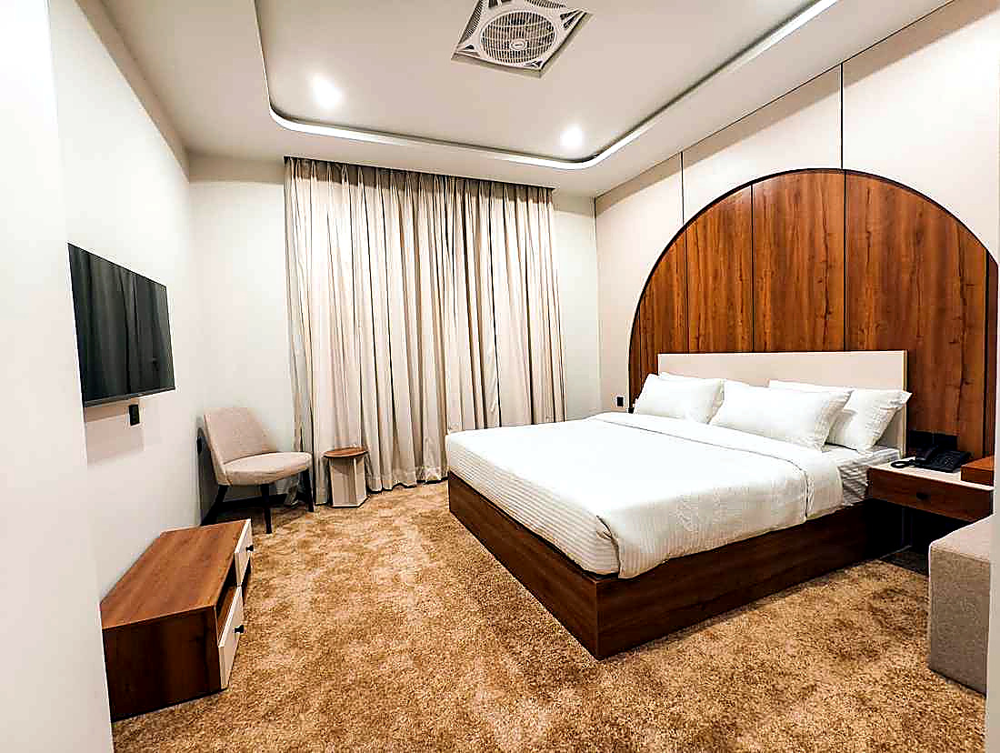 Goldtree Club executive guest room