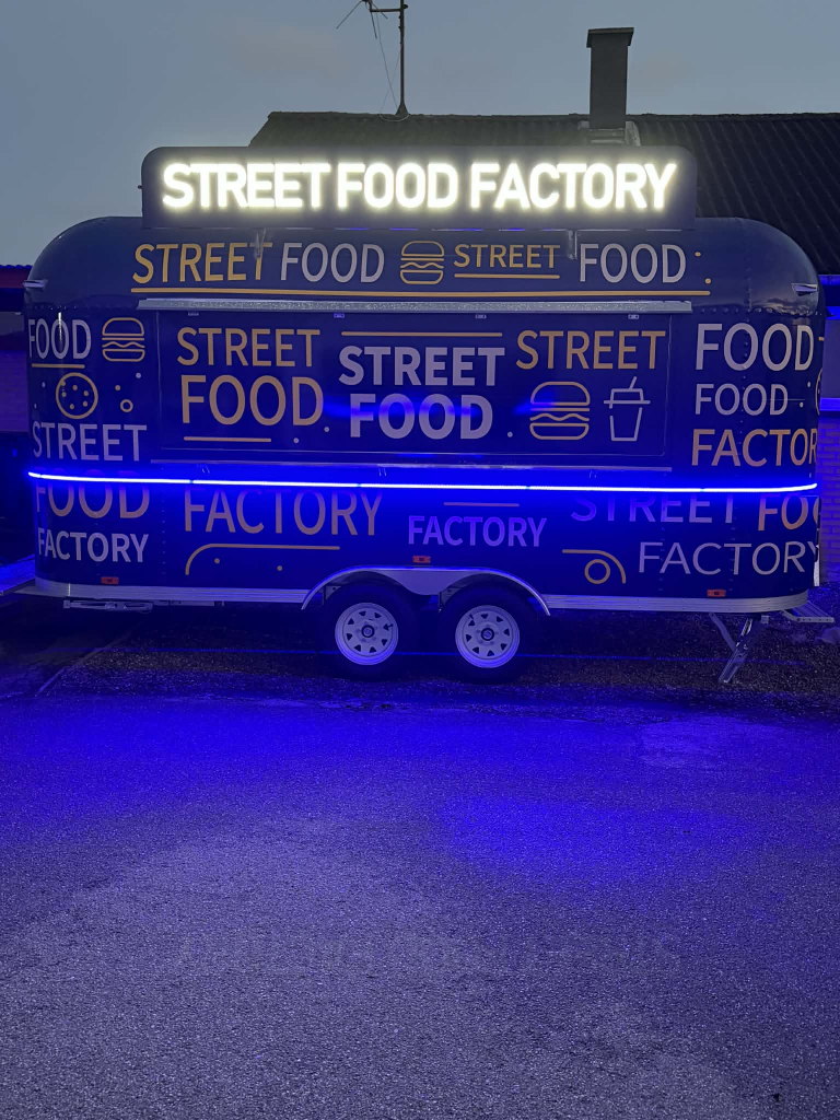Street Food Factory vogn side