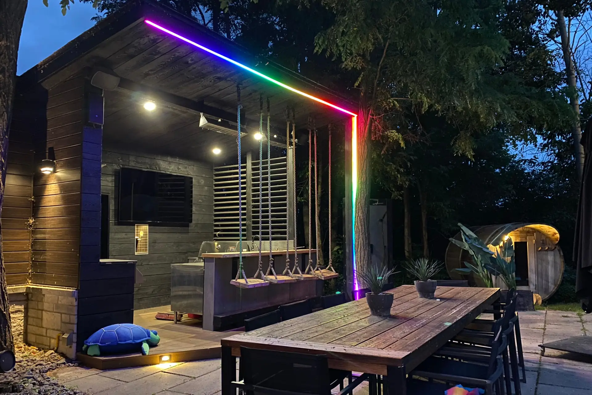 Outdoor pavilion lighting