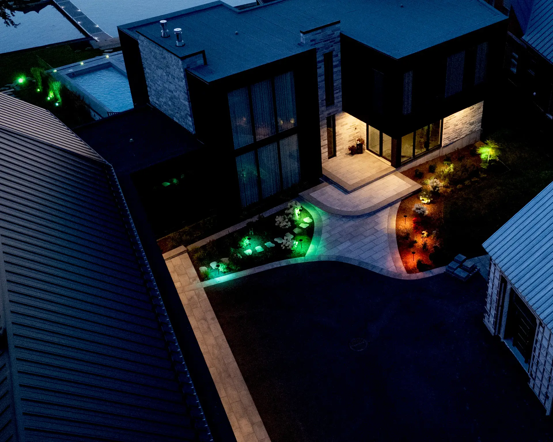 Walkway and garden colour lighting