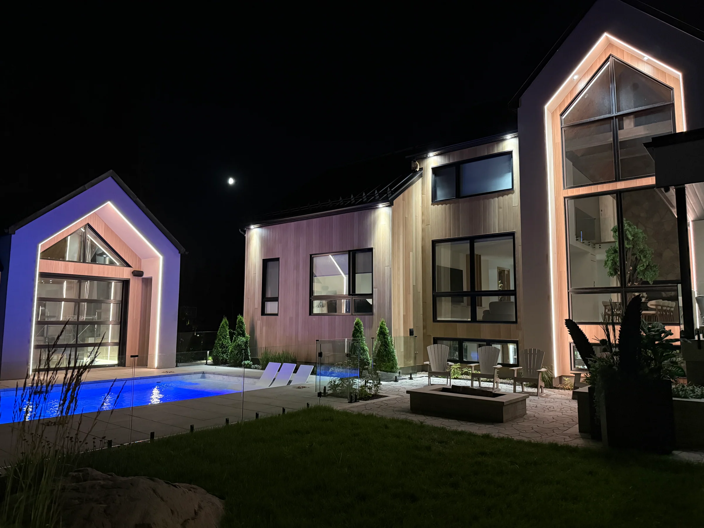 Modern Pool & Patio Estate