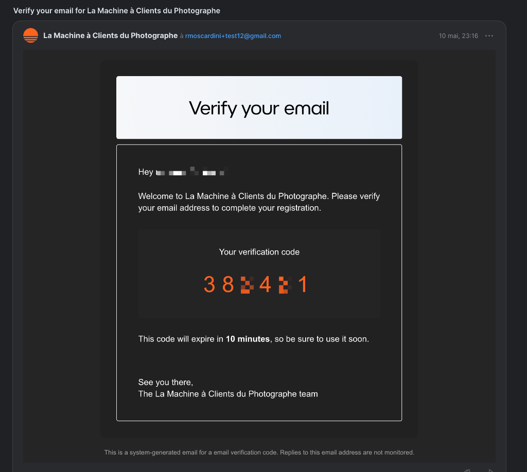 Email reçu avec code de vérification