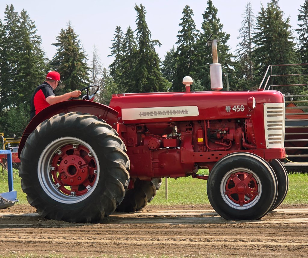 Farmall H Steel Lugged Wheels — Pull