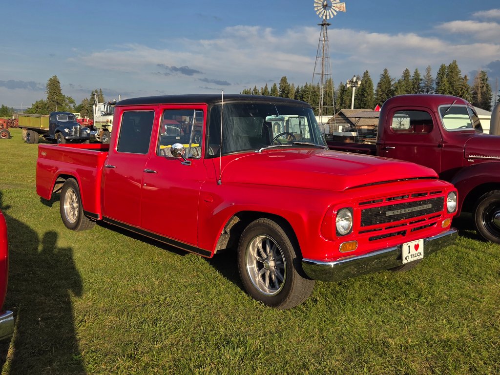Pas-Ka-Poo Park International Truck
