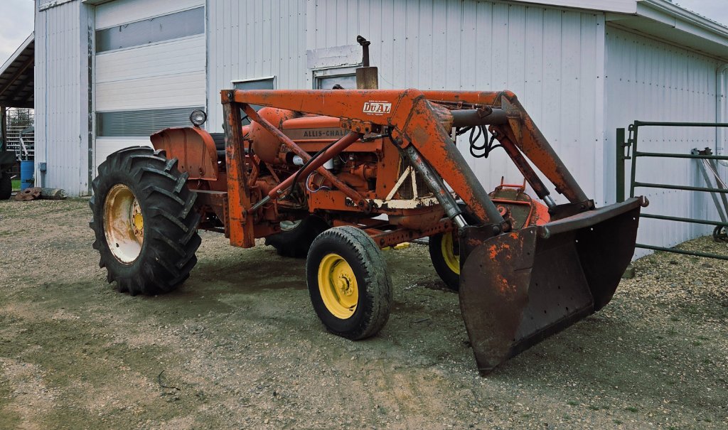 Allis-Chalmers Tractor with Dual Loader