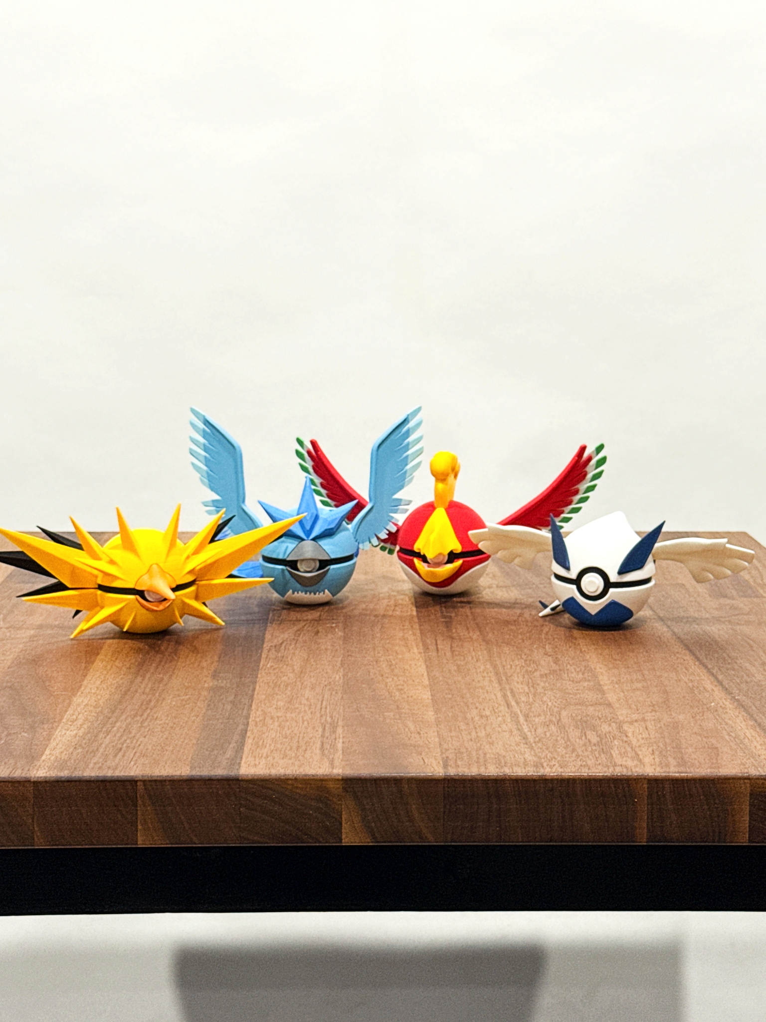 Zinga Prints Pokéballs