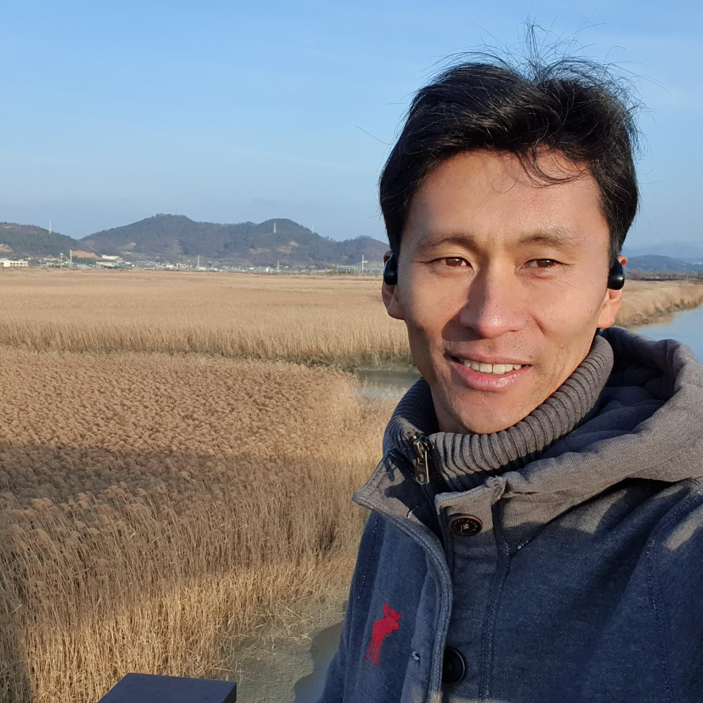 Chris Yeon (연재홍)