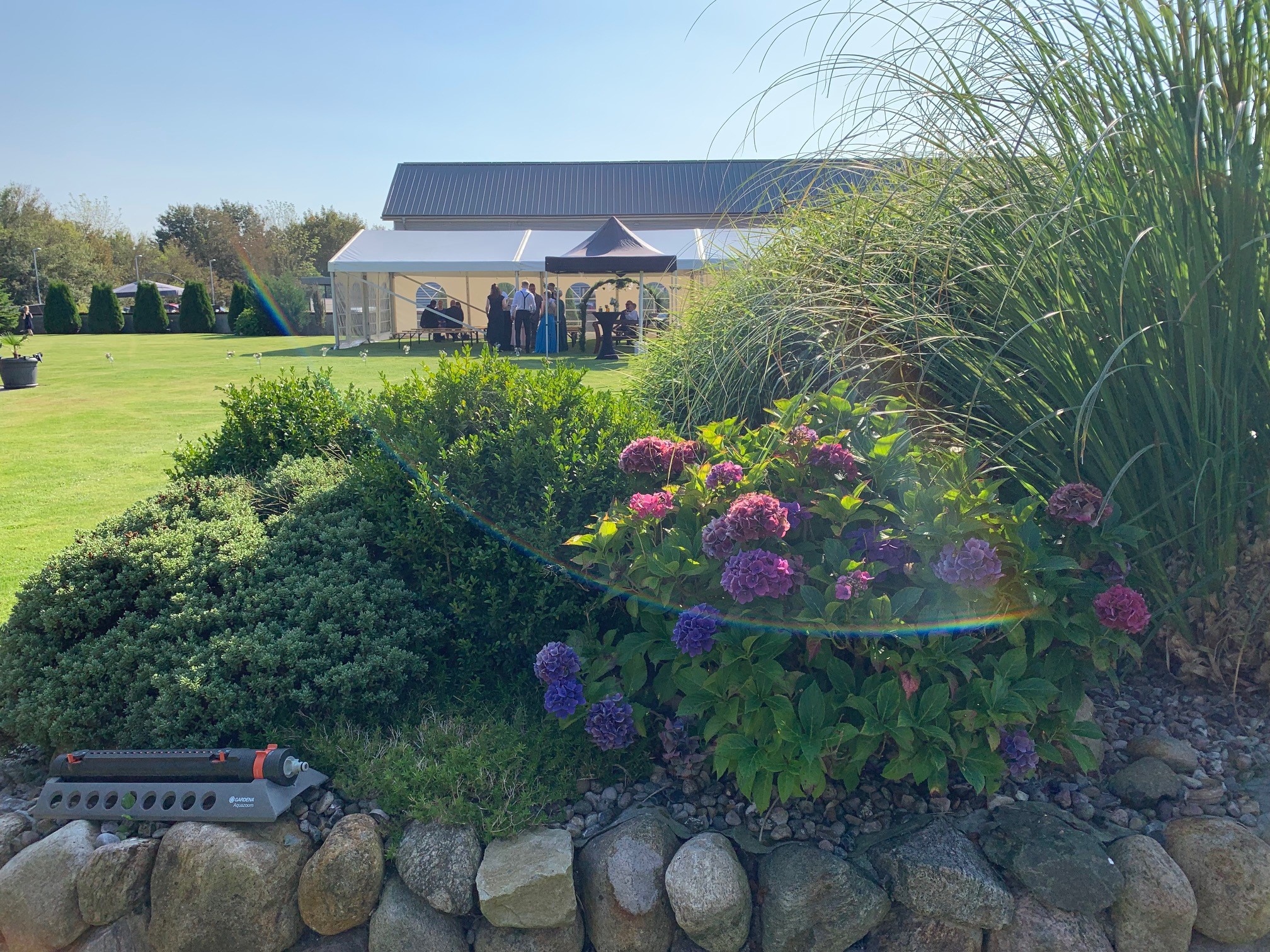 Festzelt und Garten