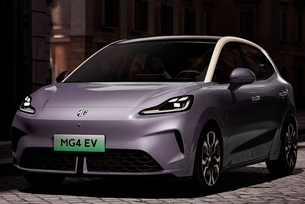 2026 MG MG4 64kWh — tre quarti anteriore