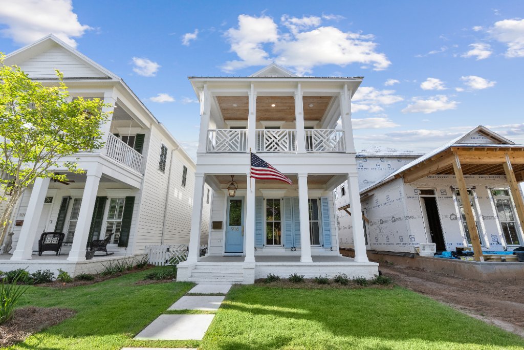 Coastal Cottage — Fairhope, Alabama
