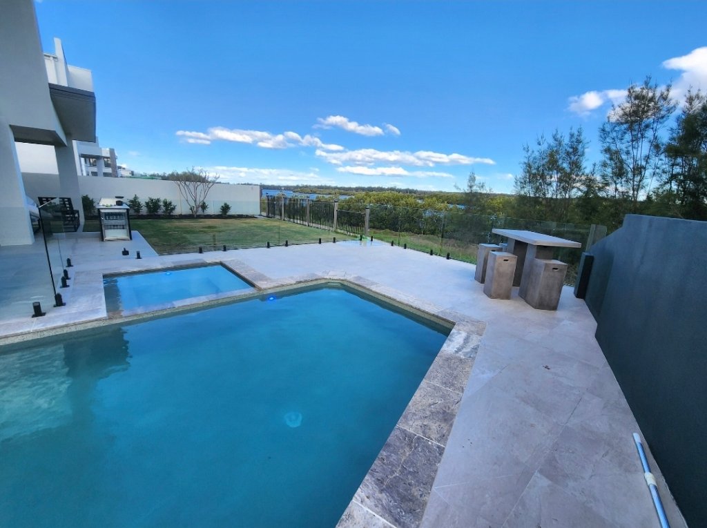 Glass Pool Fencing