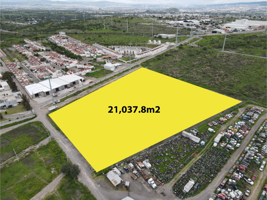 Lote Habitacional con Comercio — Los Ángeles, Villa Corregidora