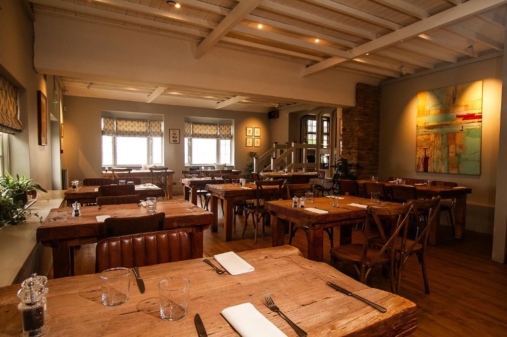 Winyards Gap Inn - restaurant with Ansell dimmable downlights and Corston brass switches