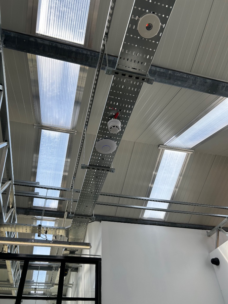 Fire detection head and Wi-Fi AP on cable tray