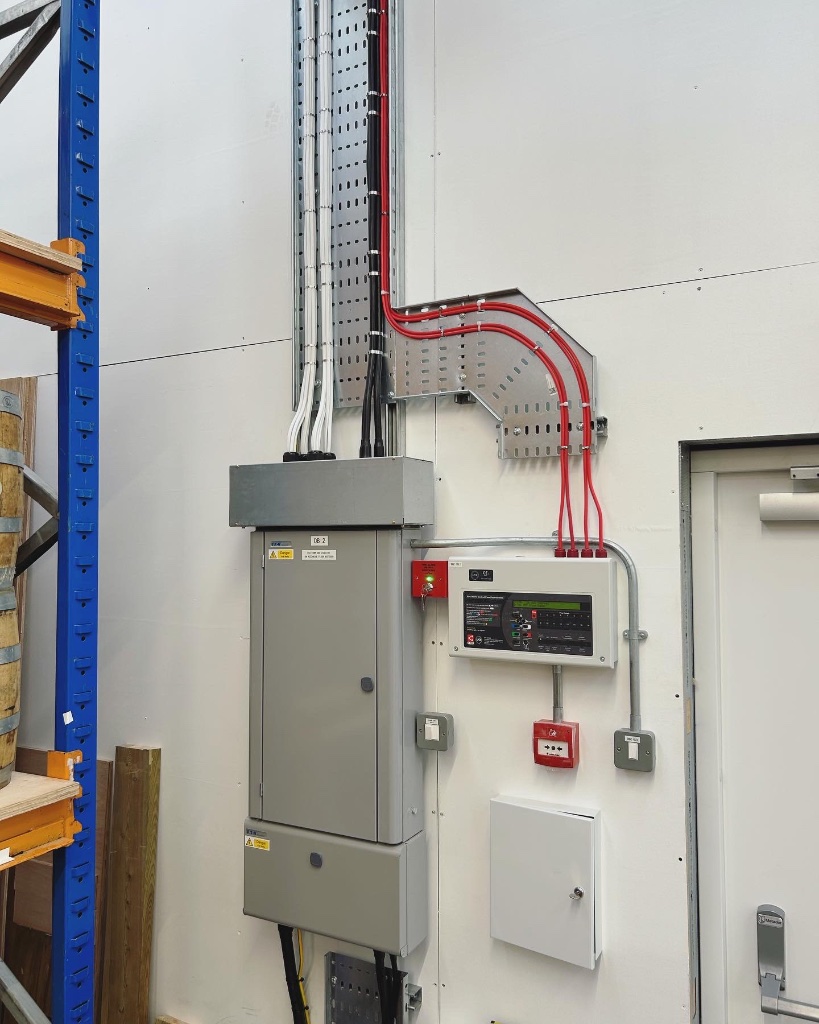 Eaton 3-phase distribution board and fire alarm panel