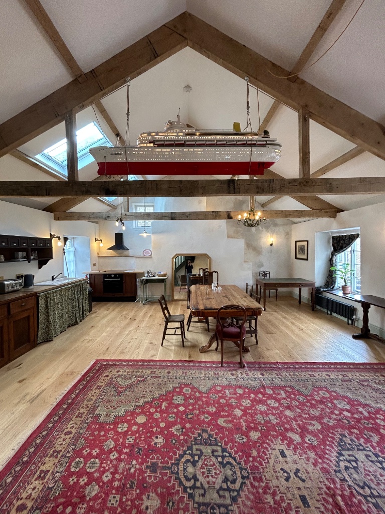 Open plan - LED-illuminated Canberra replica ship light fitting