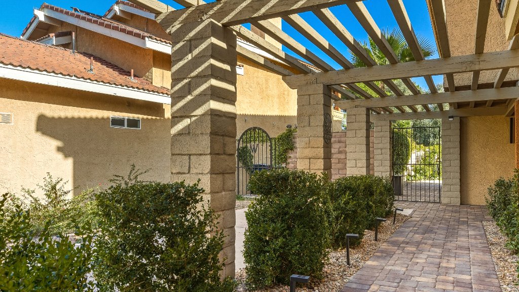 Pergola walkway real estate photography Las Vegas NV — Air to Ground Media