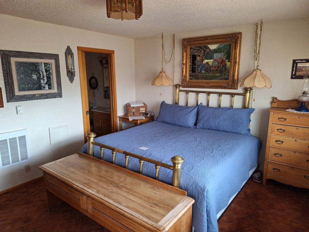 Stagecoach Room