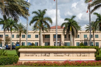 Commercial landscaping