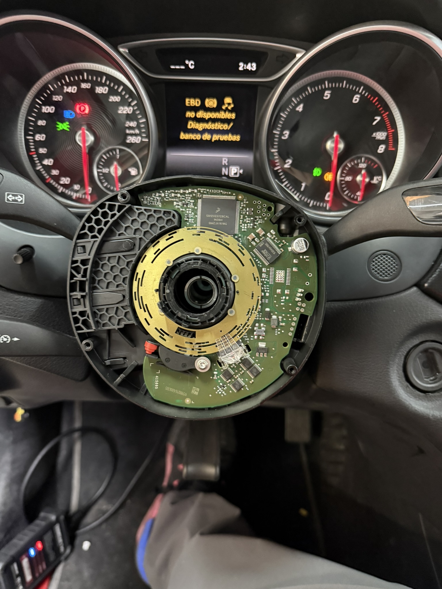 Resorte reloj del volante durante un diagnóstico del sistema SRS