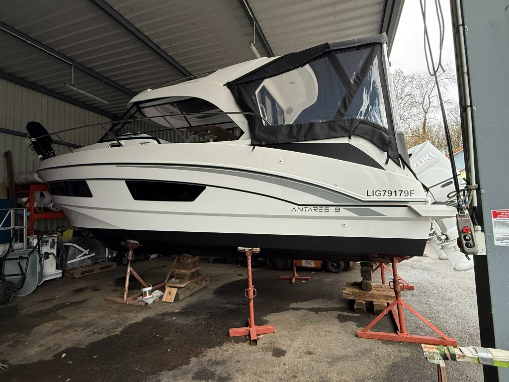 Antares 9 – Moteur en finition