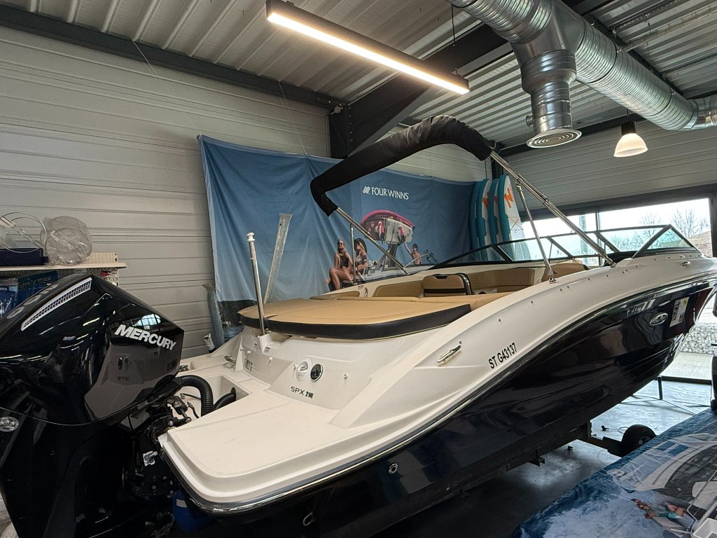 Magasin DIS Marine 1