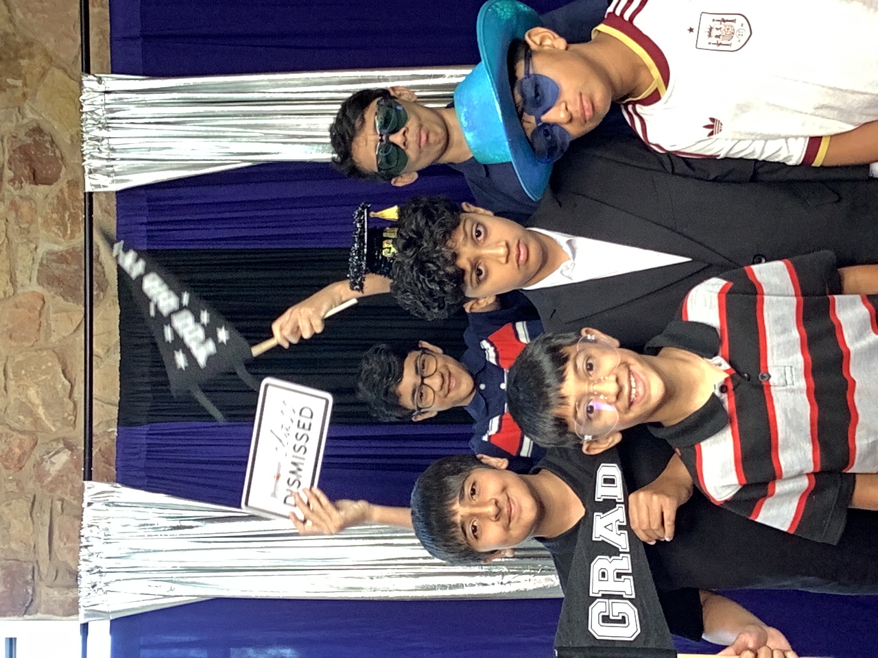 Without Frame