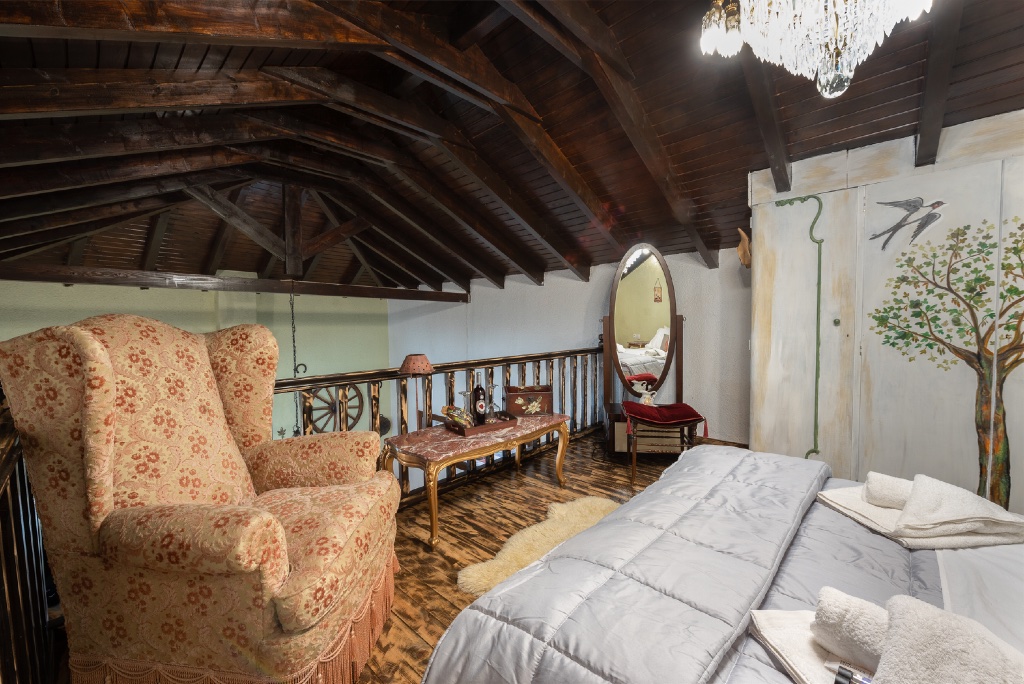 Loft sleeping area at Chalet Renata 1