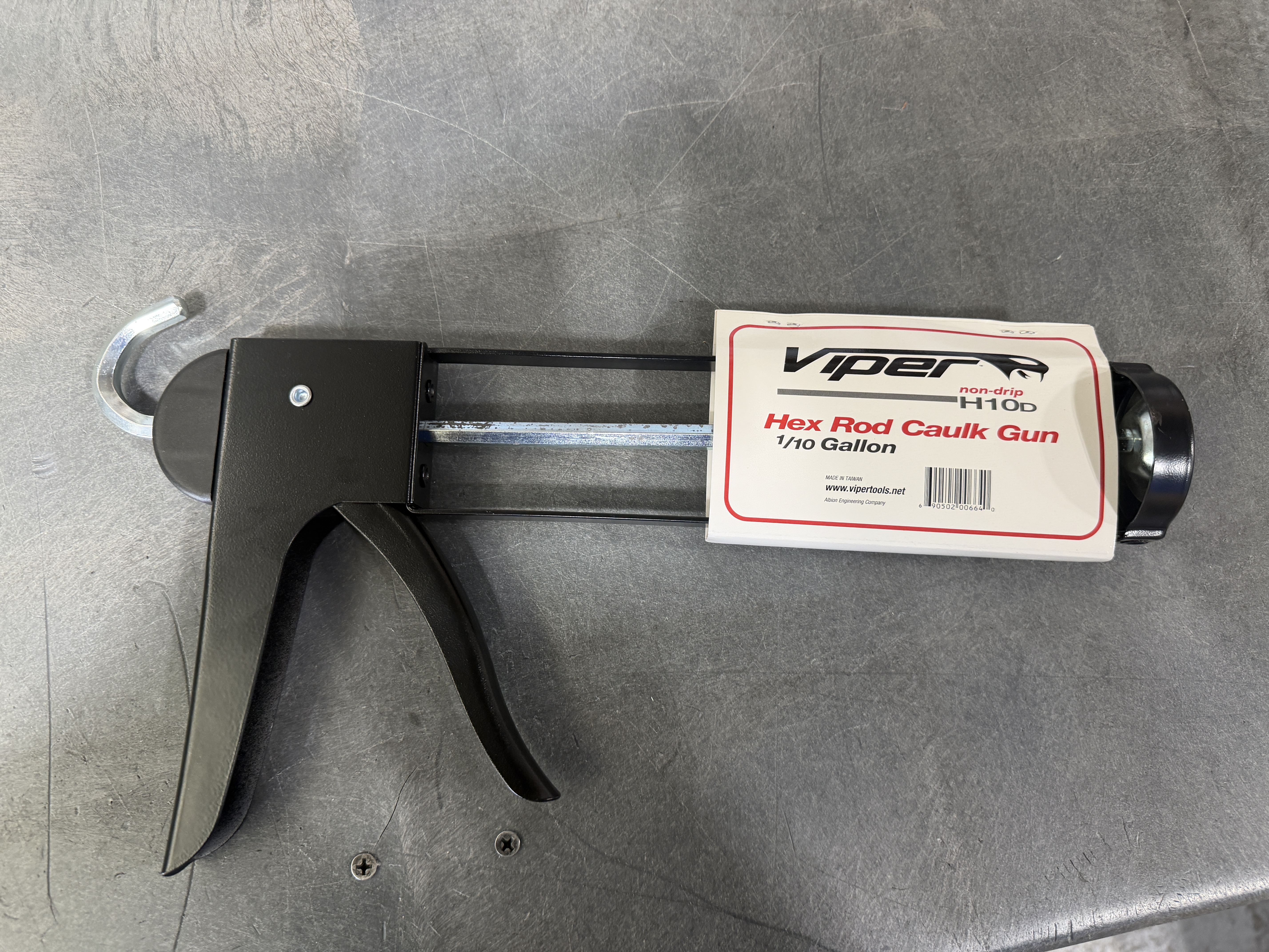 Viper H110D Hex Rod Caulk Gun