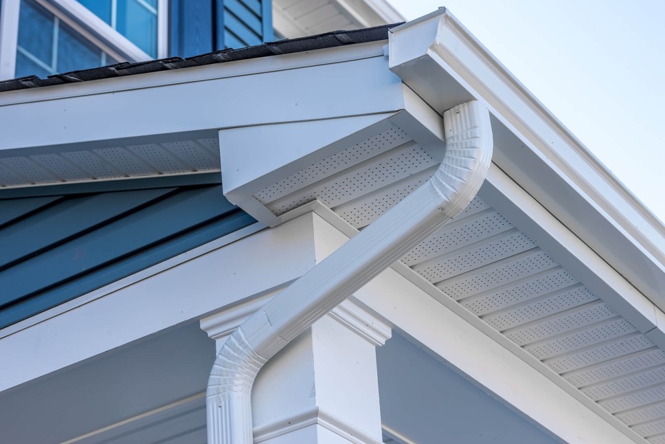 Gutter Cleaning & Maintenance