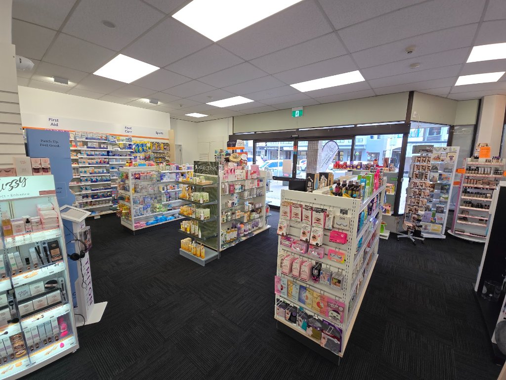 Cosmetics & Accessories