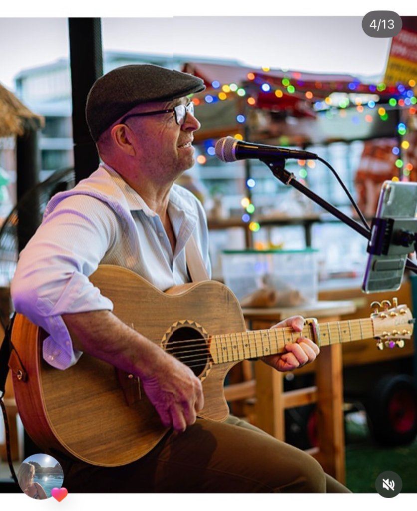 Richard Ings solo acoustic set at a Canberra event