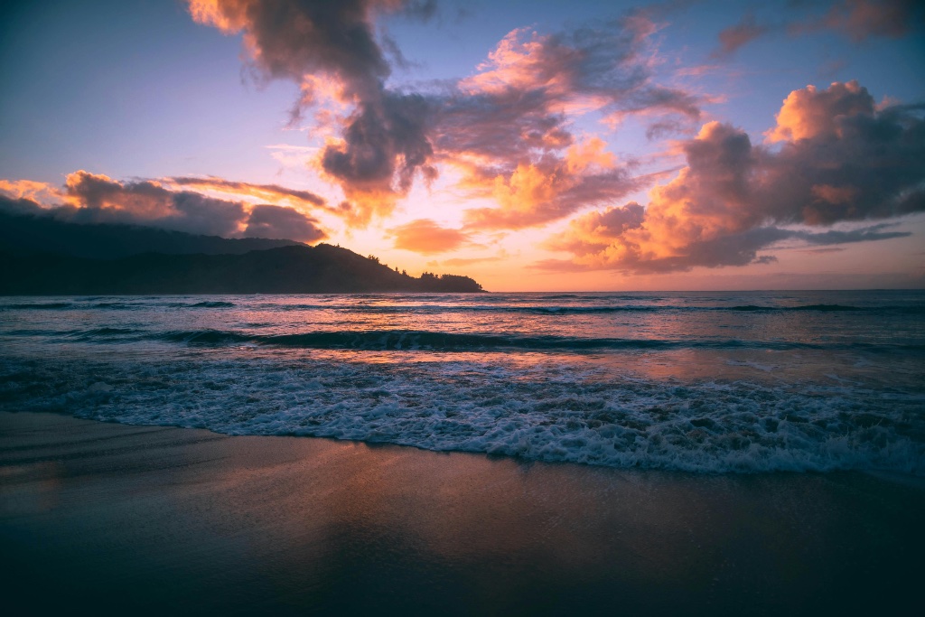 Romantic Escape Through Kauaʻi