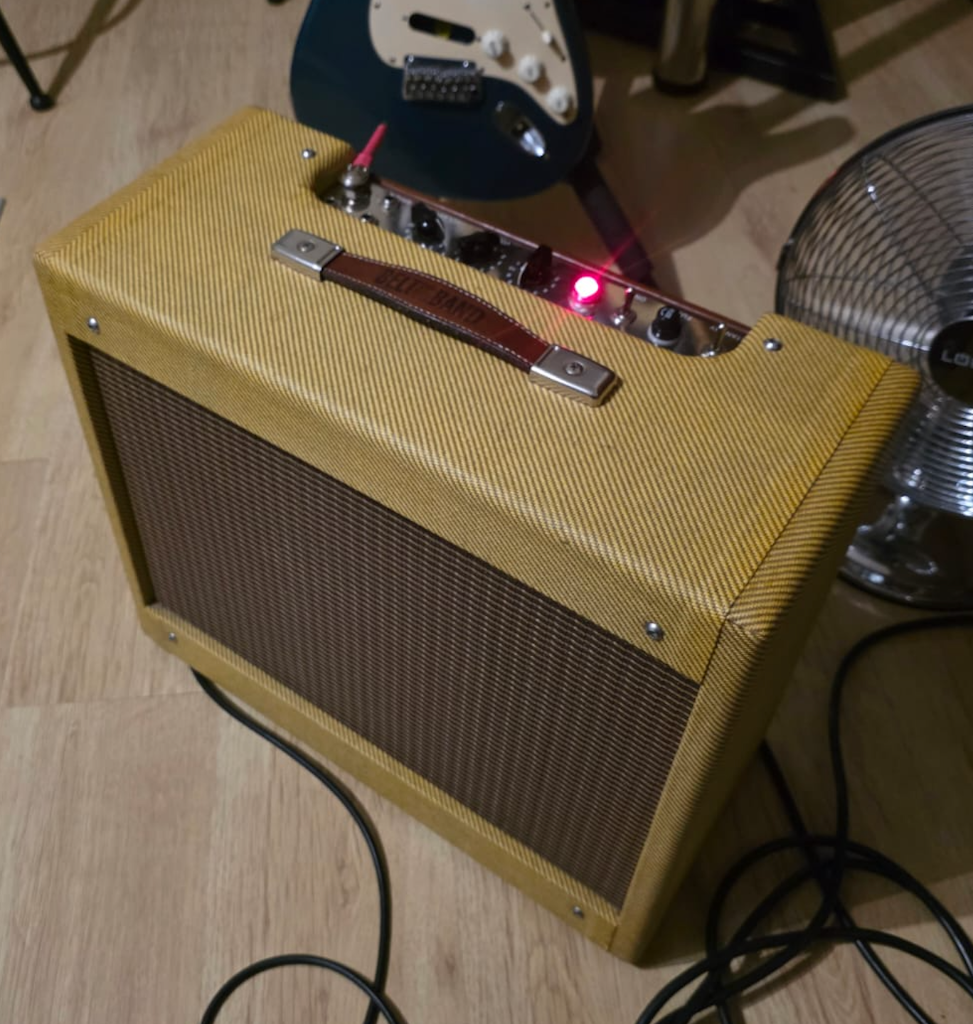 Cover image for Lombard Bespoke journal post: Building a Tweed Deluxe 5E3 Tube Guitar Amplifier from Scratch