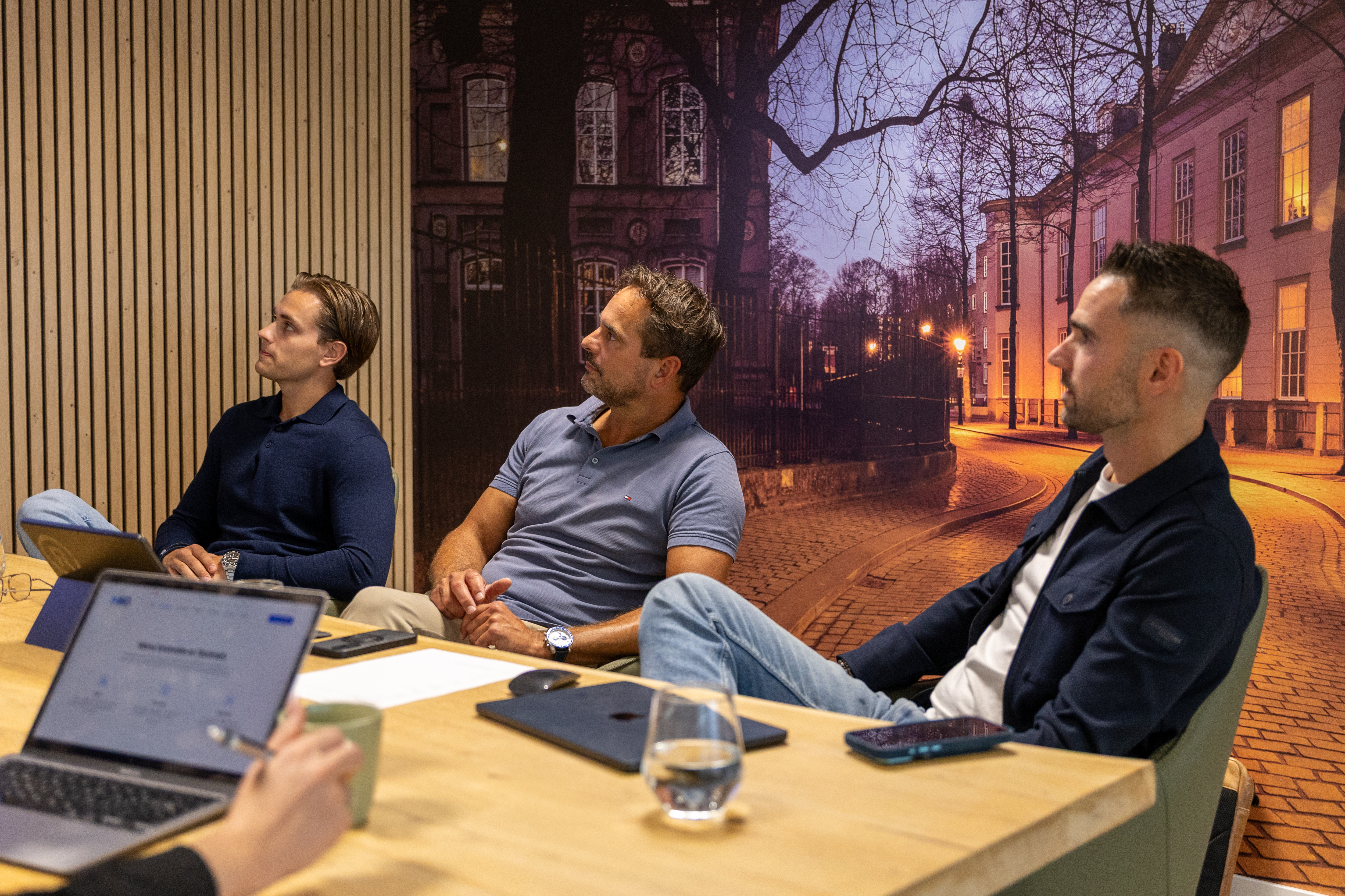 Drie collega’s in gesprek