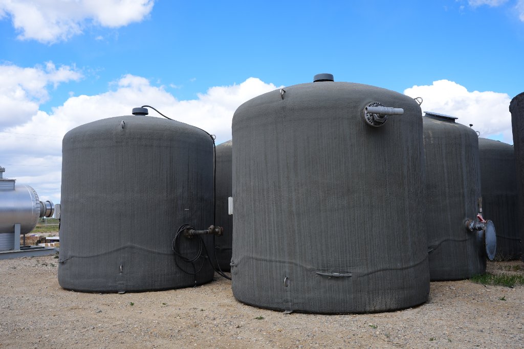 200 BBL Fiberglass Heated Storage Tanks — Used Storage Tanks for sale in Crossfield, AB | Inclusive Energy