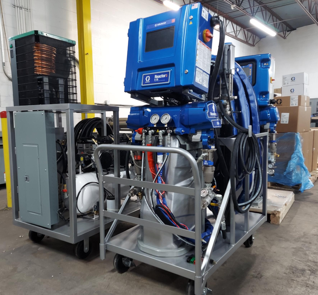 Portable spray foam processing plant with Graco Reactor 3 E-30 proportioner on cart
