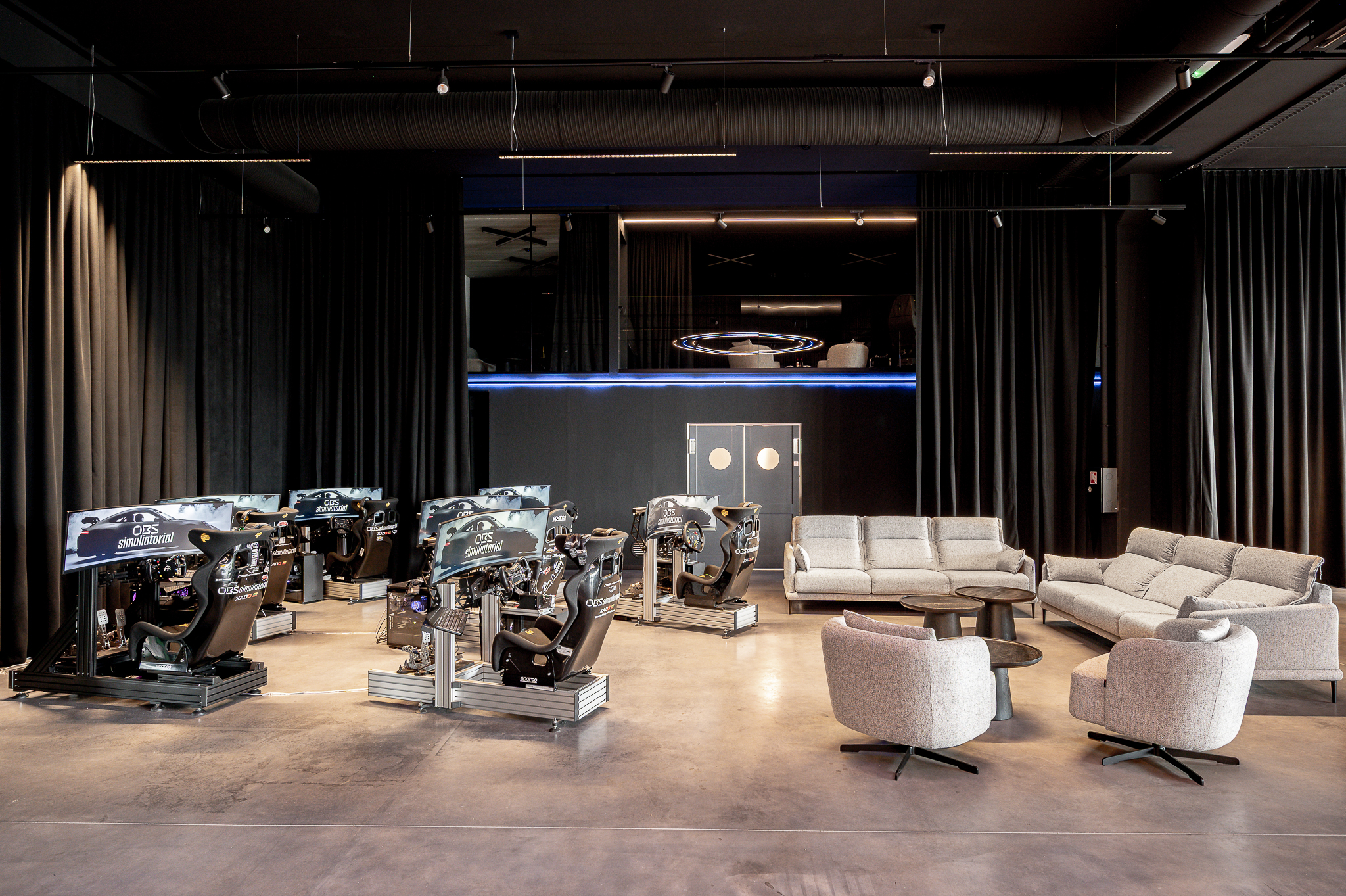 Simuliatoriai ir lounge