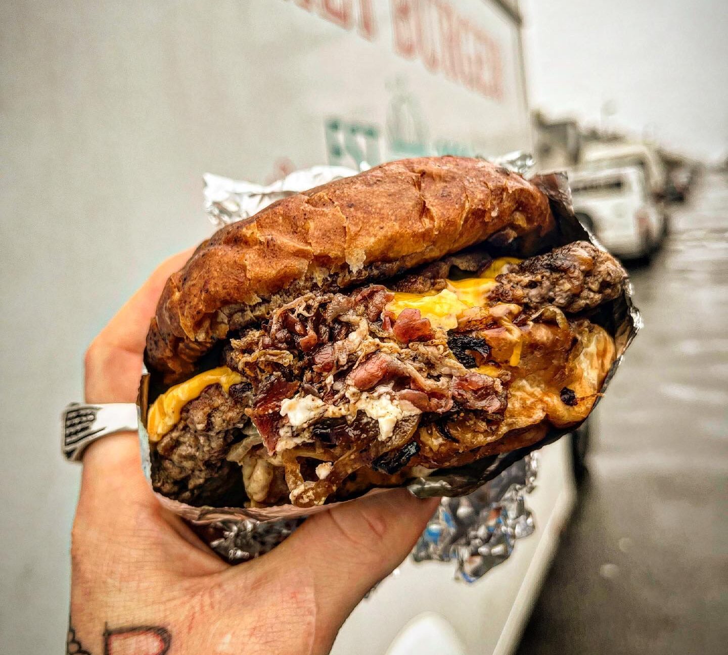 Curly Burger gallery 4