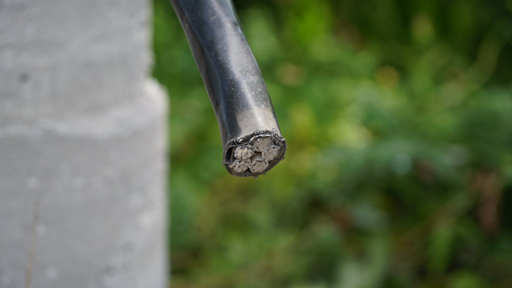 Fibre optique coupée