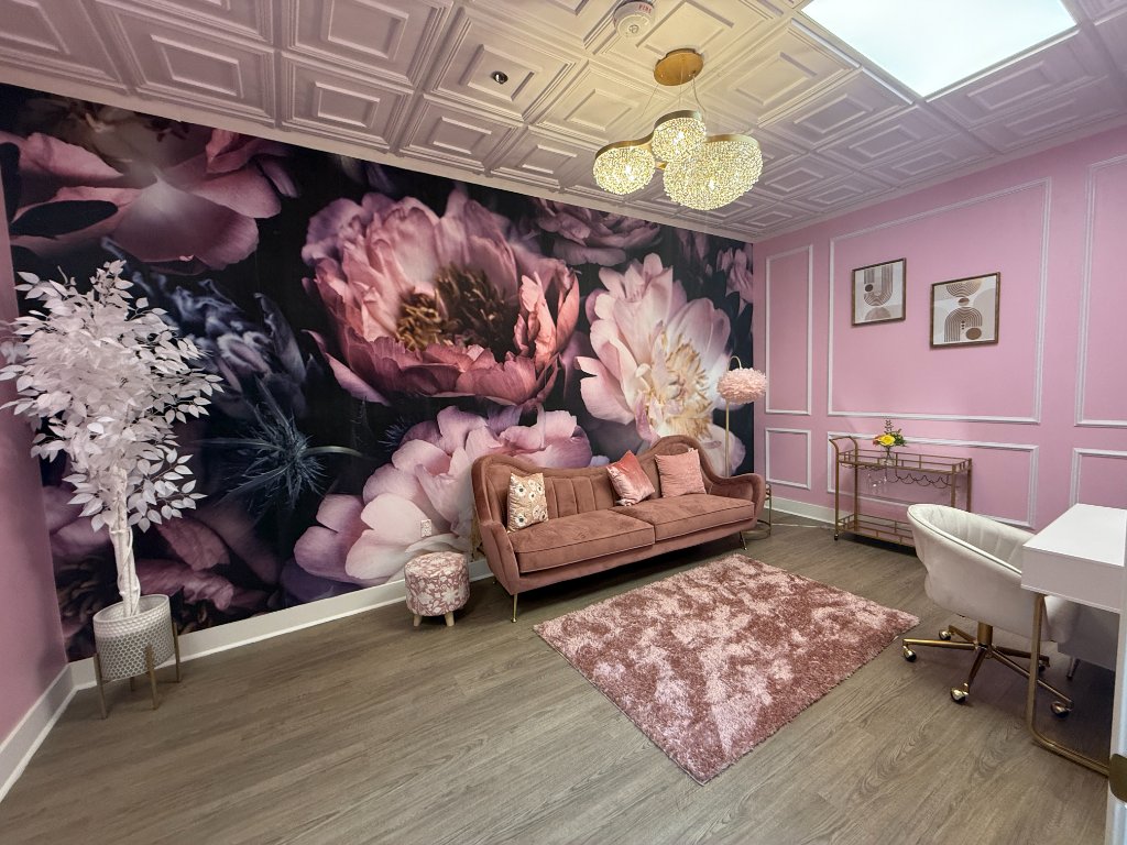 Diva's Lounge
