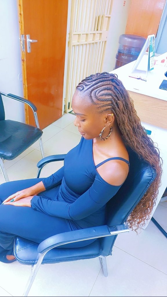Cornrow style 112