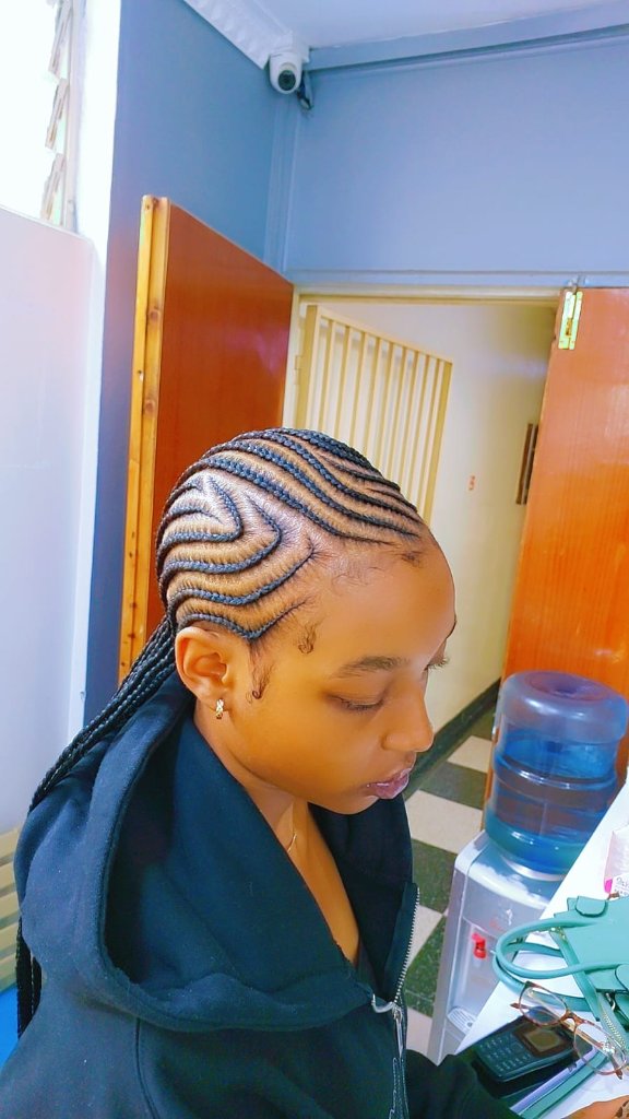 Cornrow style 25