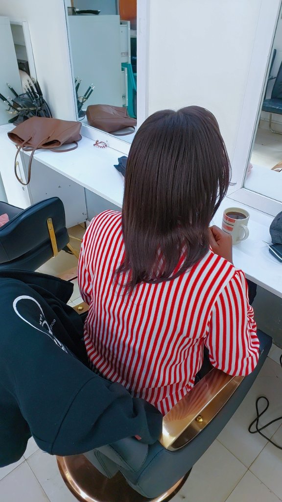 Straight hair styling result