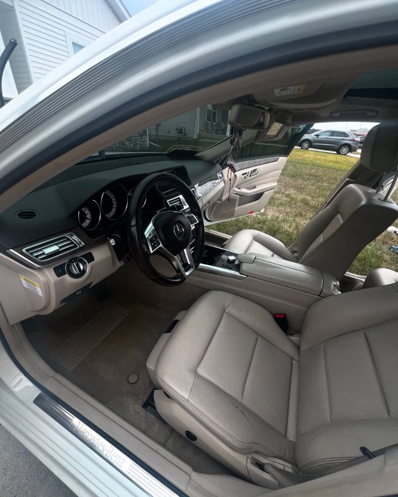 Mercedes Interior Detail