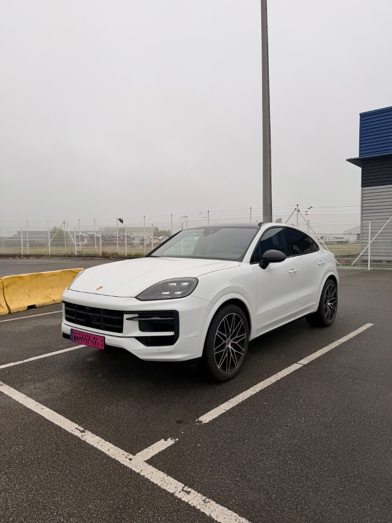 Porsche - convoyage automobile Avignon → Le Havre - CAROVIA