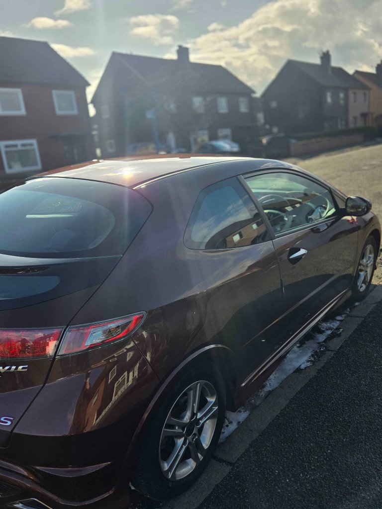 Honda Civic — rear gloss finish