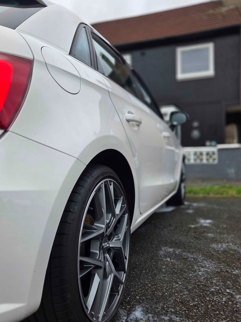 Audi A1 — rear quarter & alloys