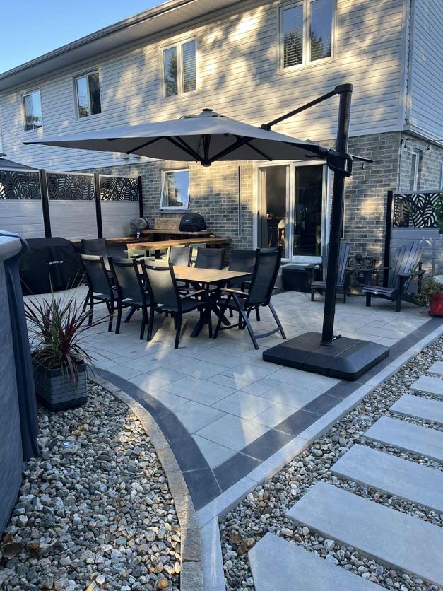 Patio dalle grise sentier pierres pavé uni Gatineau