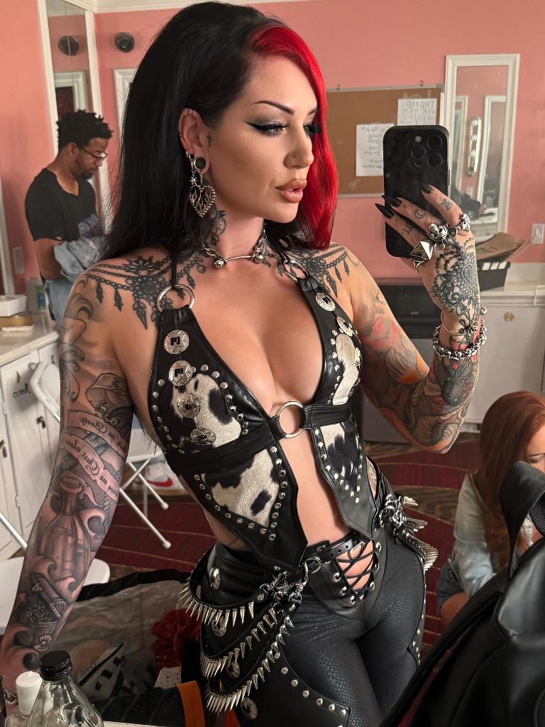 Cervena Fox